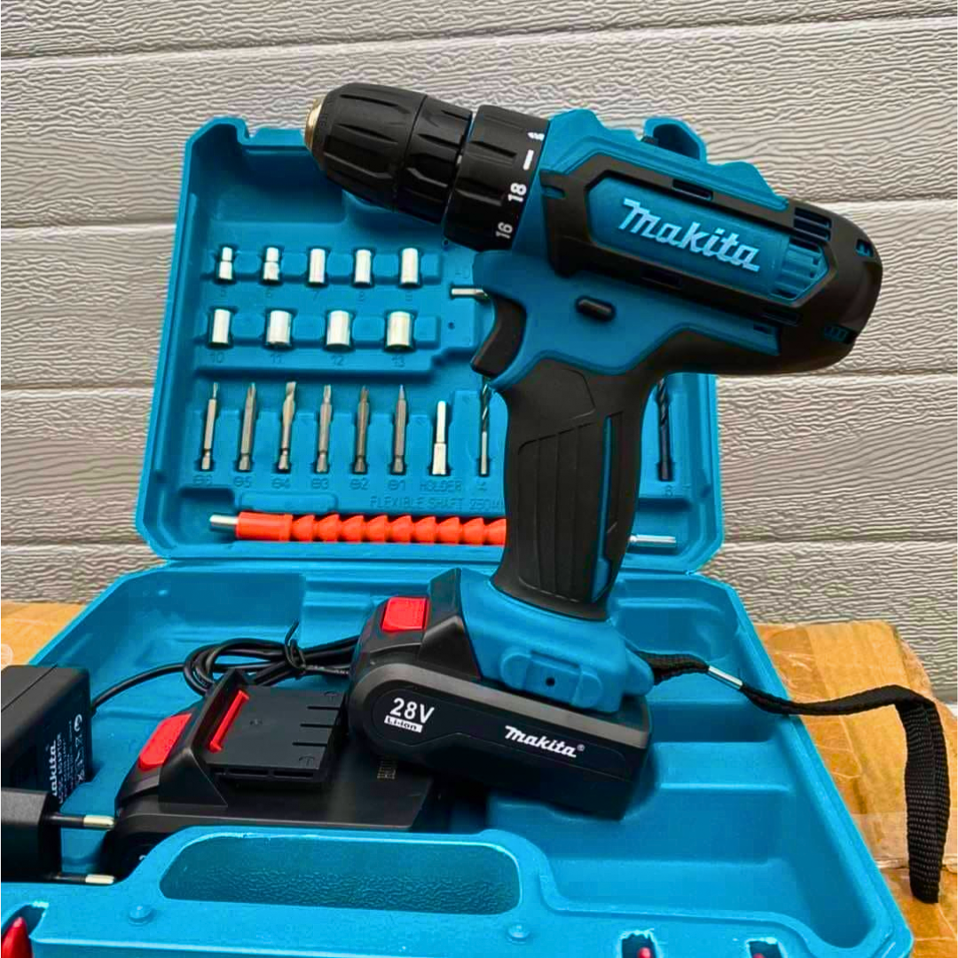 AKU BUŠILICA MAKITA + 2 BATERIJE GRATIS